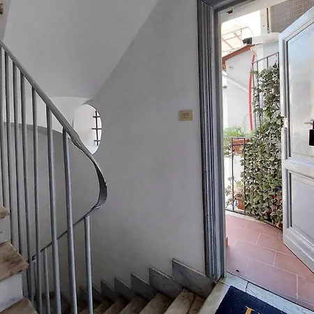 Rifugio Segreto Nel Cuore Di * Rom